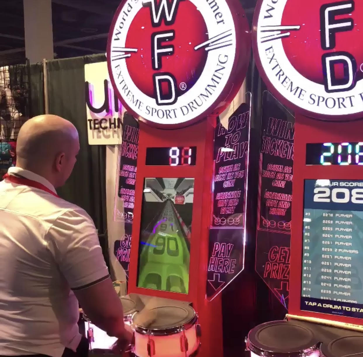 World's Fastest Drummer Arcade Game